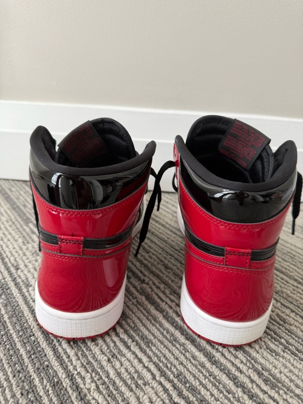 Air jordan 1 retro high patent bred size 9 men - Picture 3 of 5